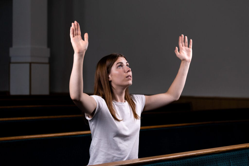 A sogra de Pedro se levanta para servir no evangelho do dia 27 de junho