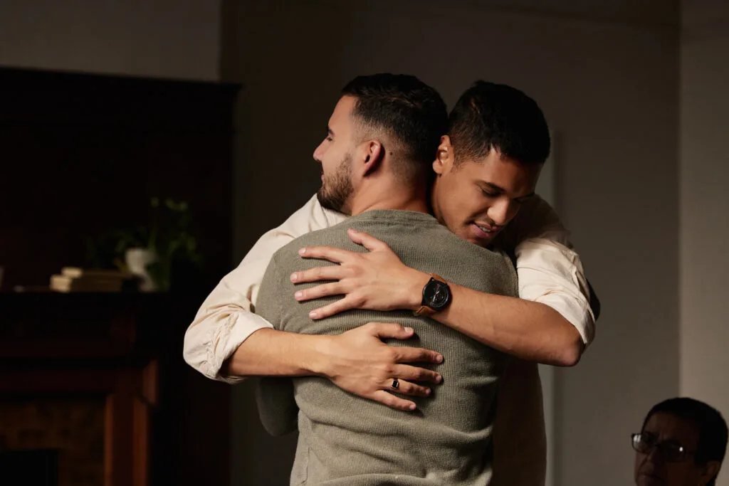 Amar o inimigo traz reconciliação no Evangelho do dia 16 de junho